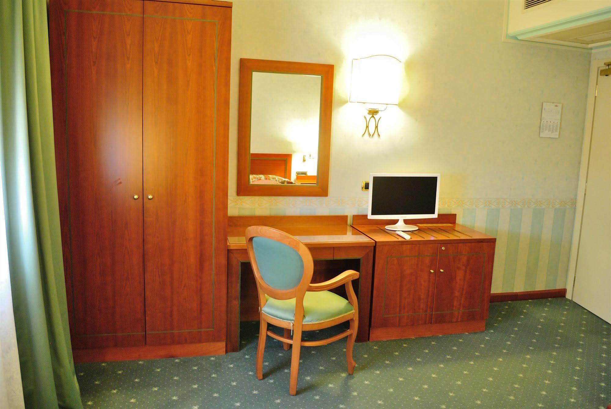 Phi Hotel Hortensis Cannara Zewnętrze zdjęcie